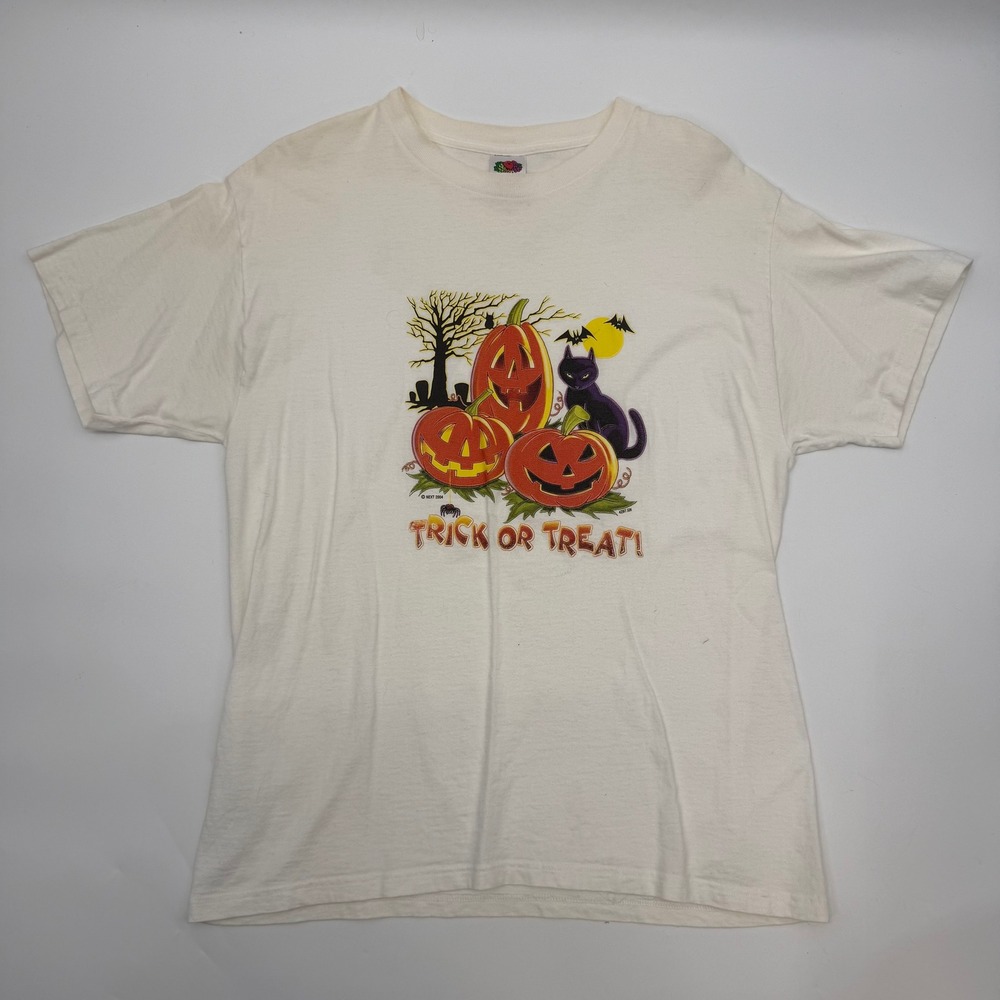 Fruit of the Loom Mens Large Shirt White Halloween Pumpkins Cat Trick or Treat
